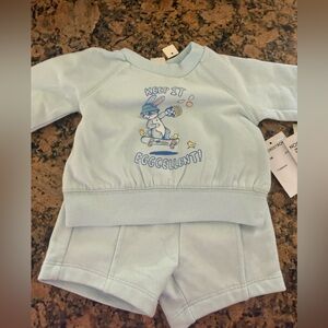 TUCKER + TATE Baby Graphic Sweatshirt & Pintuck Shorts in blue Skating Bunny set